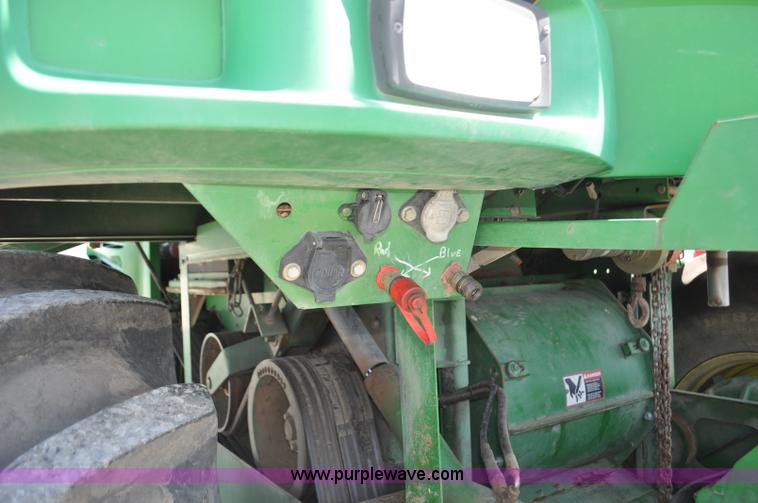 image for item F2266 2006 John Deere 7800 forage harvester
