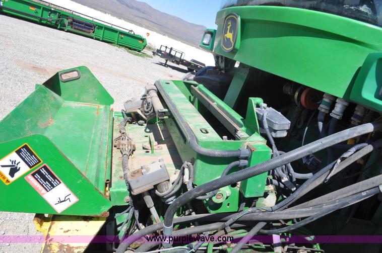 image for item F2266 2006 John Deere 7800 forage harvester