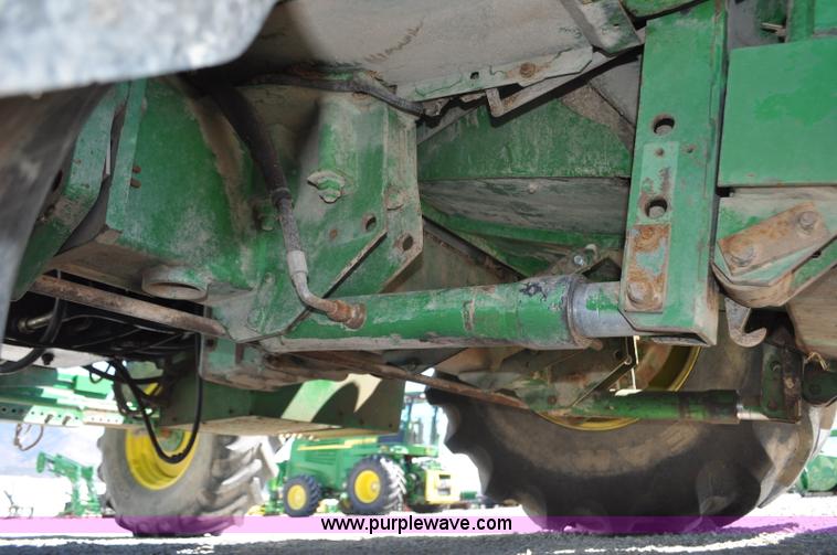 image for item F2266 2006 John Deere 7800 forage harvester