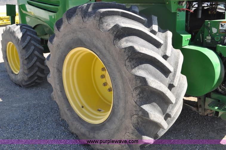 image for item F2267 2007 John Deere 7800 forage harvester