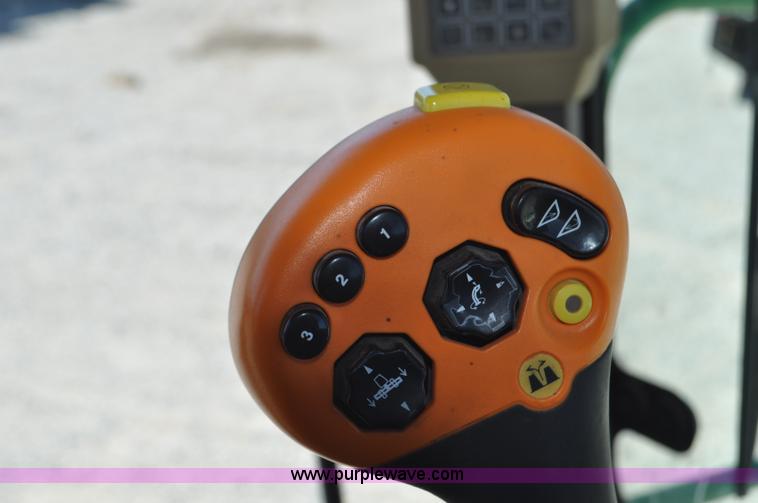 image for item F2267 2007 John Deere 7800 forage harvester