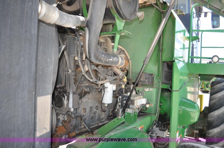 image for item F2267 2007 John Deere 7800 forage harvester