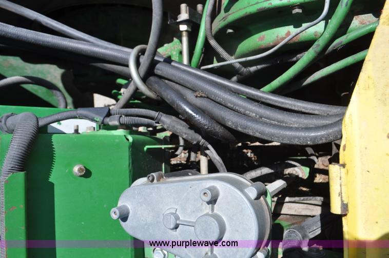 image for item F2267 2007 John Deere 7800 forage harvester