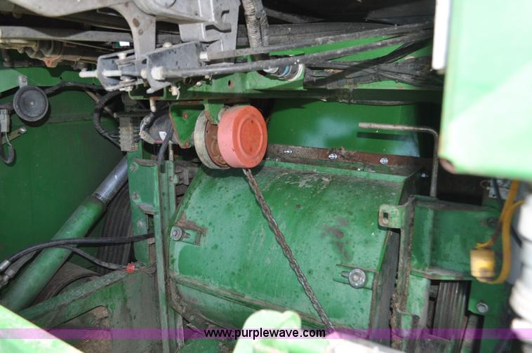 image for item F2267 2007 John Deere 7800 forage harvester