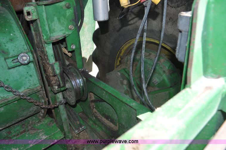 image for item F2267 2007 John Deere 7800 forage harvester