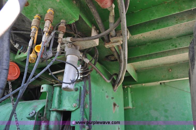 image for item F2267 2007 John Deere 7800 forage harvester