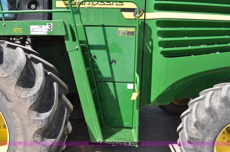image for item F2267 2007 John Deere 7800 forage harvester
