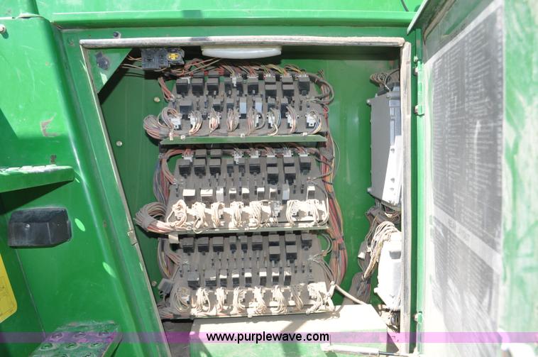 image for item F2267 2007 John Deere 7800 forage harvester