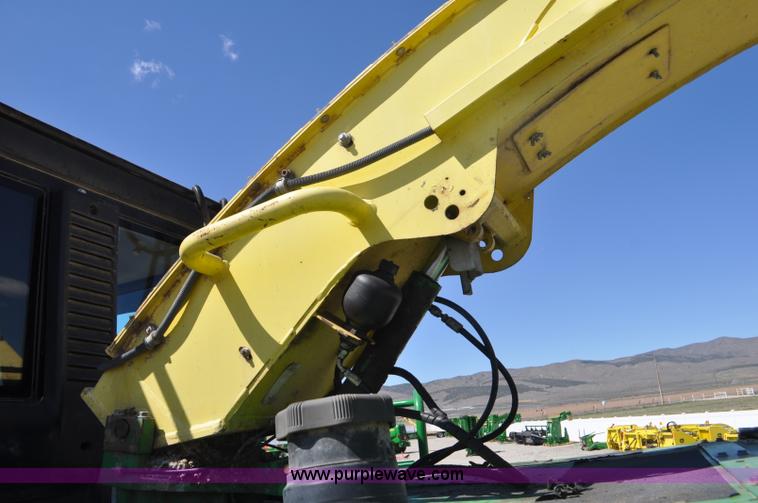 image for item F2267 2007 John Deere 7800 forage harvester