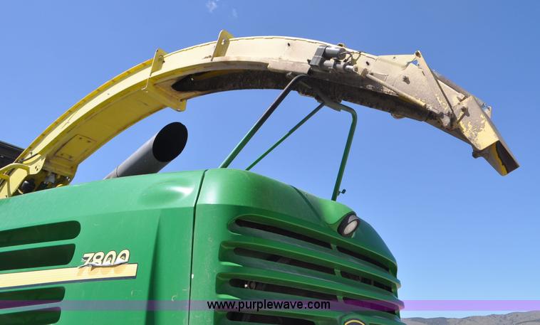 image for item F2267 2007 John Deere 7800 forage harvester