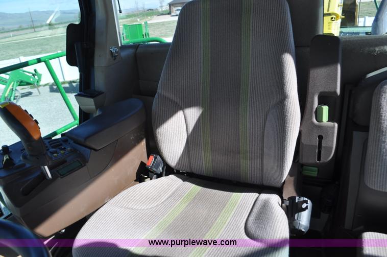 image for item F2268 2009 John Deere 7750 forage harvester