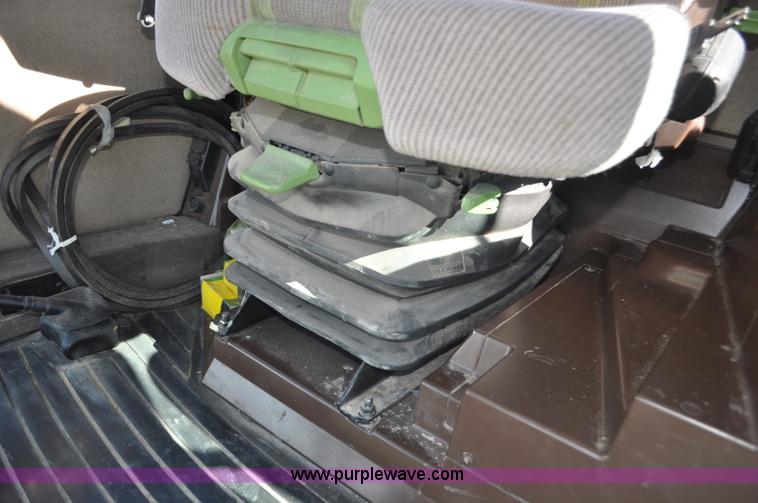 image for item F2268 2009 John Deere 7750 forage harvester