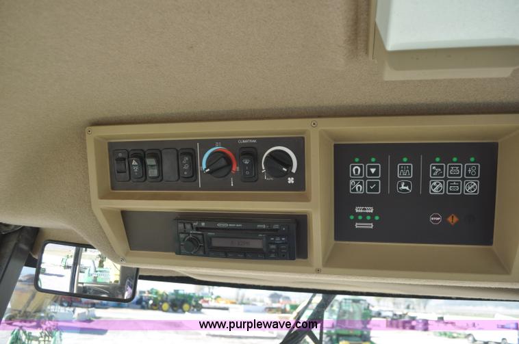 image for item F2268 2009 John Deere 7750 forage harvester