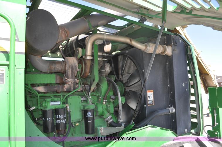 image for item F2268 2009 John Deere 7750 forage harvester