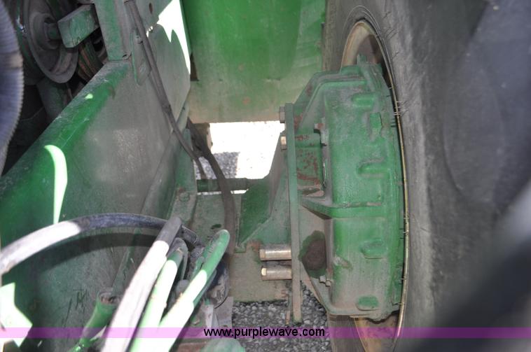 image for item F2268 2009 John Deere 7750 forage harvester