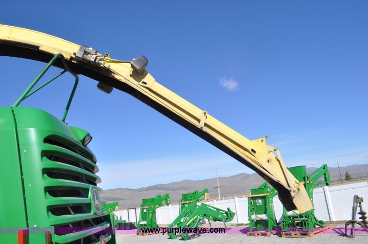 image for item F2268 2009 John Deere 7750 forage harvester