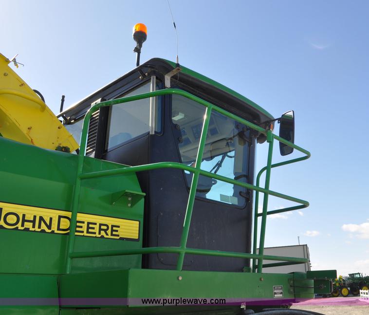 image for item F2268 2009 John Deere 7750 forage harvester