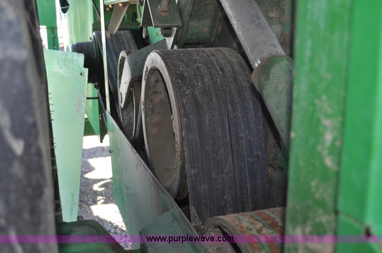image for item F2268 2009 John Deere 7750 forage harvester