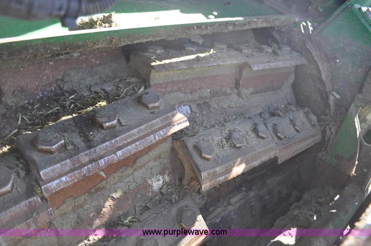 image for item F2268 2009 John Deere 7750 forage harvester
