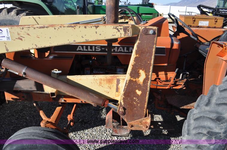 image for item F2269 Allis Chalmers 160 tractor