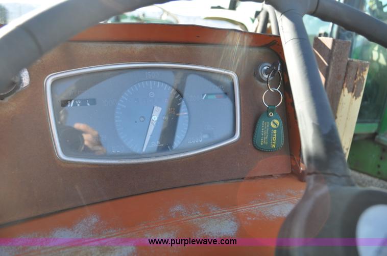 image for item F2269 Allis Chalmers 160 tractor