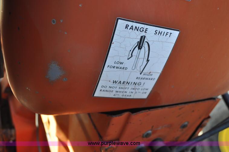 image for item F2269 Allis Chalmers 160 tractor