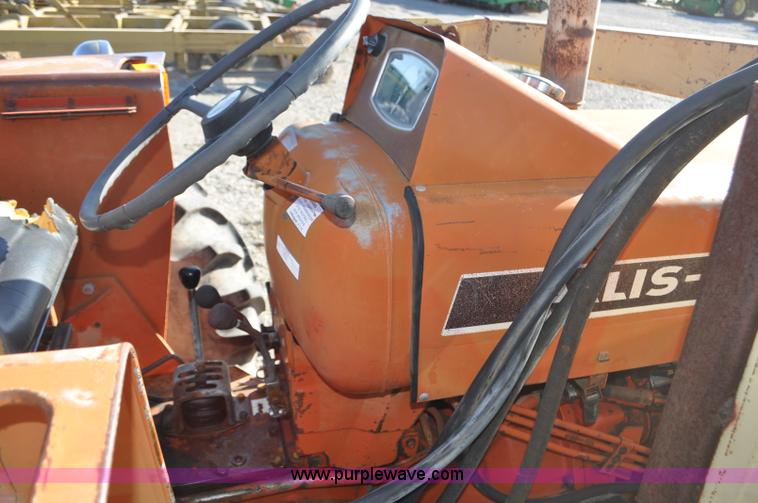 image for item F2269 Allis Chalmers 160 tractor