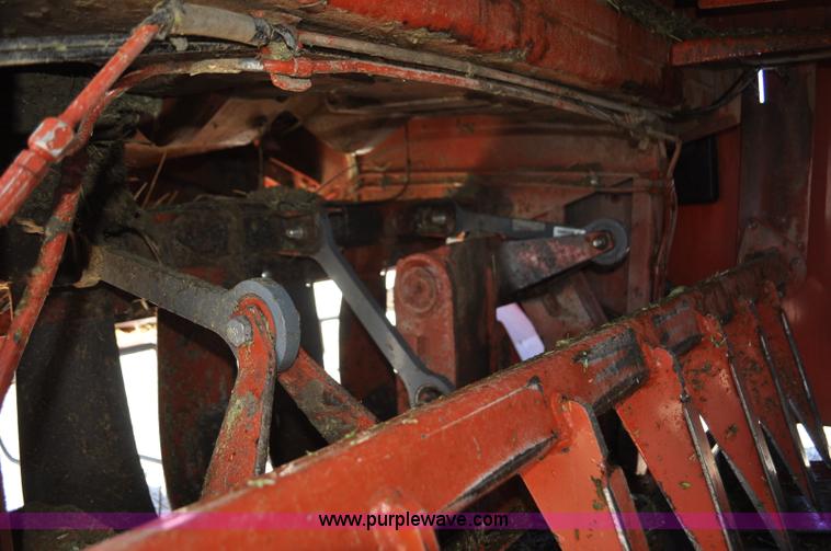 image for item F2270 2002 Hesston 4910 large square baler