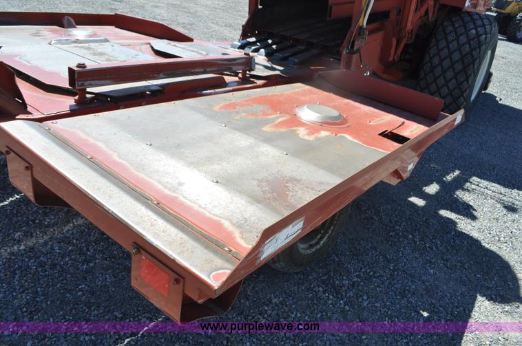 image for item F2270 2002 Hesston 4910 large square baler