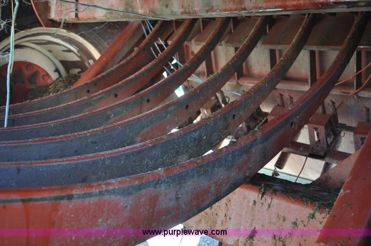 image for item F2270 2002 Hesston 4910 large square baler