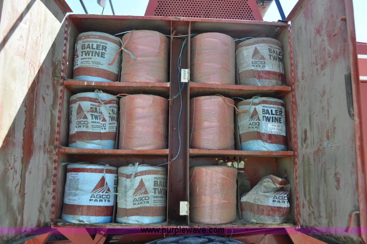 image for item F2270 2002 Hesston 4910 large square baler