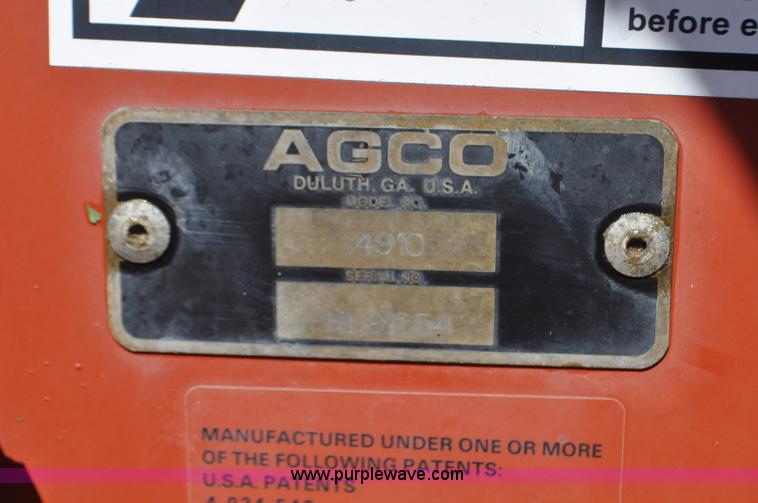 image for item F2270 2002 Hesston 4910 large square baler