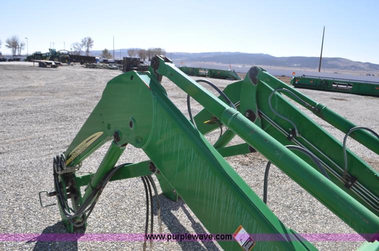 image for item F2273 John Deere 746 tractor loader