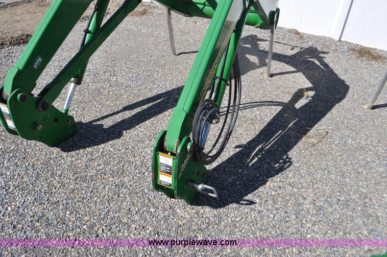 image for item F2273 John Deere 746 tractor loader