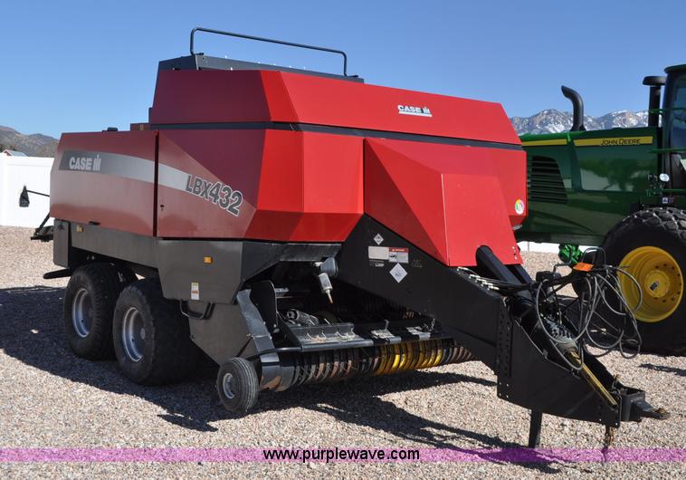 image for item F2276 2006 Case IH LBX432 large square baler