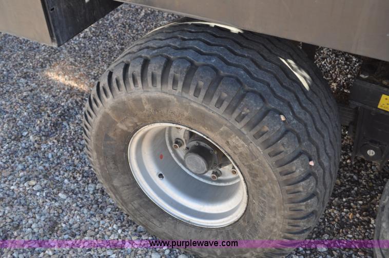 image for item F2276 2006 Case IH LBX432 large square baler