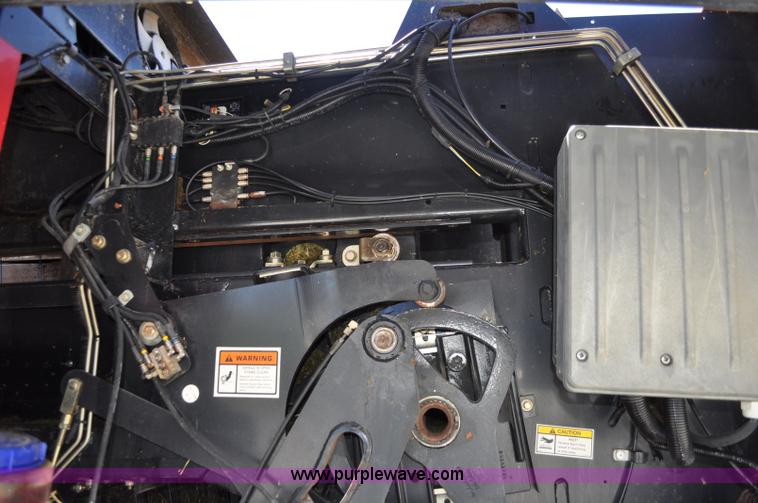 image for item F2276 2006 Case IH LBX432 large square baler