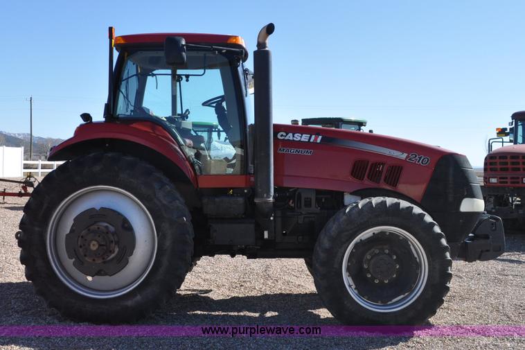 image for item F2278 2010 Case IH Magnum 210 MFWD tractor