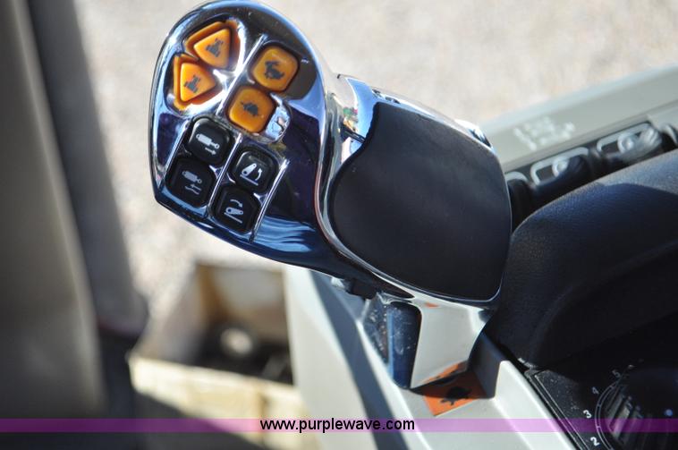 image for item F2278 2010 Case IH Magnum 210 MFWD tractor