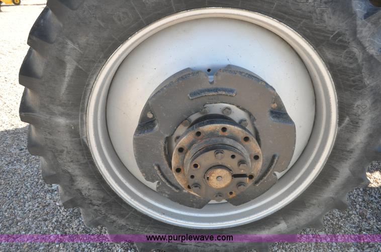 image for item F2278 2010 Case IH Magnum 210 MFWD tractor