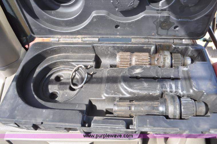 image for item F2278 2010 Case IH Magnum 210 MFWD tractor