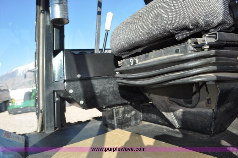 image for item F2280 1996 Hesston 8500 self-propelled swather