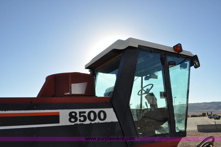 image for item F2280 1996 Hesston 8500 self-propelled swather