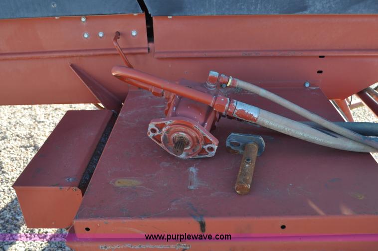image for item F2280 1996 Hesston 8500 self-propelled swather
