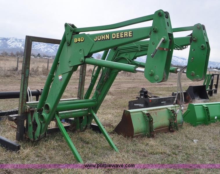 image for item F2283 John Deere 840 tractor loader