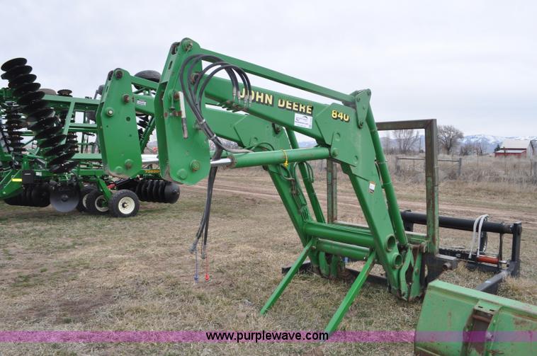 image for item F2283 John Deere 840 tractor loader
