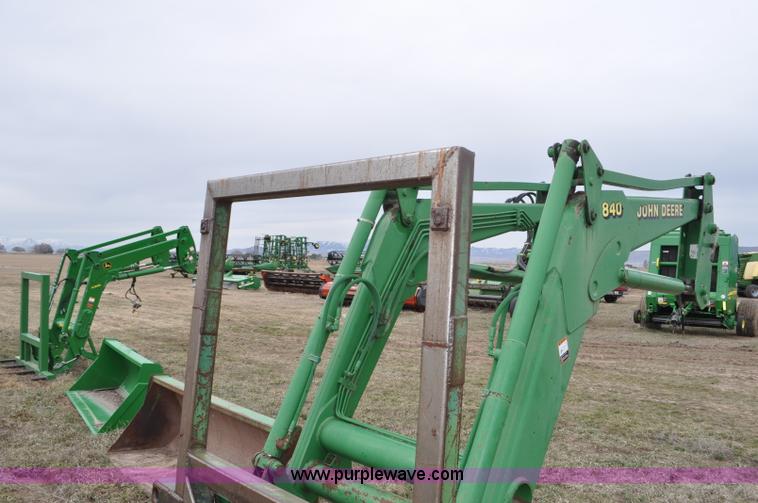 image for item F2283 John Deere 840 tractor loader