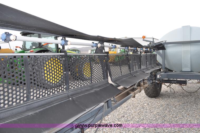 image for item F2287 Flexi-Coil 67XL pull type sprayer