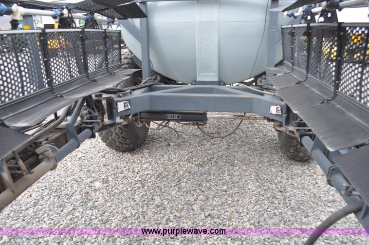 image for item F2287 Flexi-Coil 67XL pull type sprayer