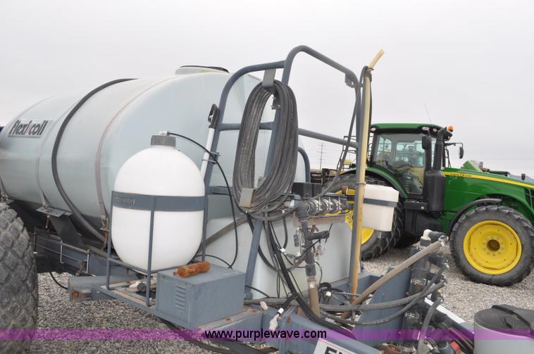 image for item F2287 Flexi-Coil 67XL pull type sprayer